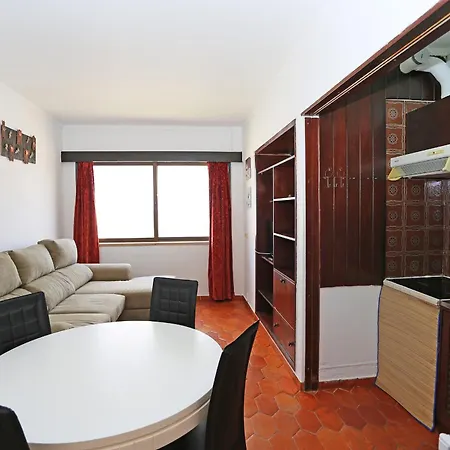 Apartment V - Seacliff *